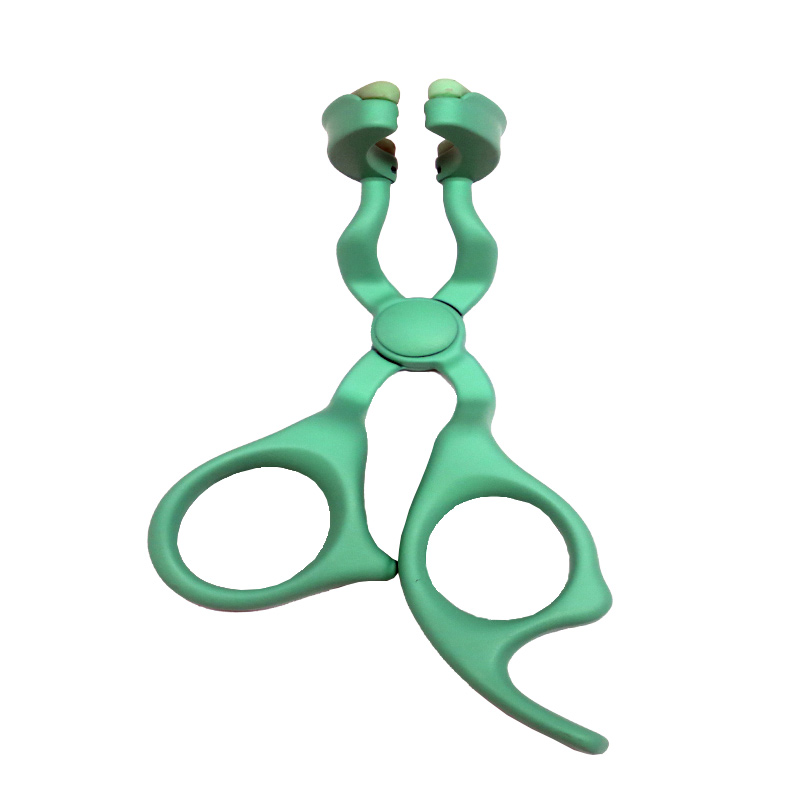 کمک لنز تماسی رنگی